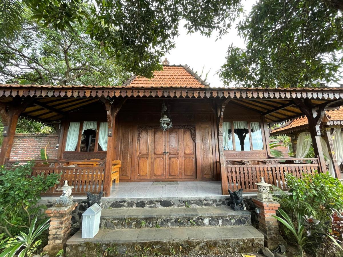 Villa Bantes Mps Kubutambahan  Buitenkant foto