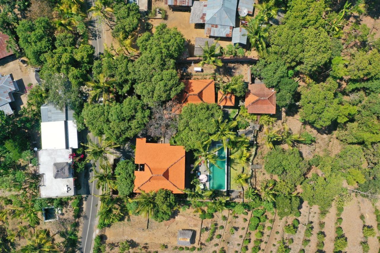 Villa Bantes Mps Kubutambahan  Buitenkant foto