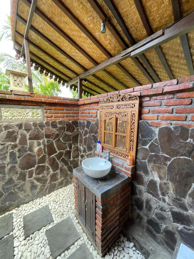 Villa Bantes Mps Kubutambahan  Buitenkant foto