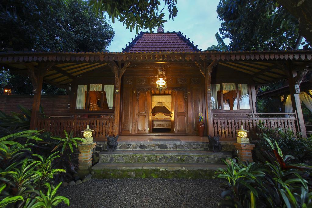 Villa Bantes Mps Kubutambahan  Buitenkant foto