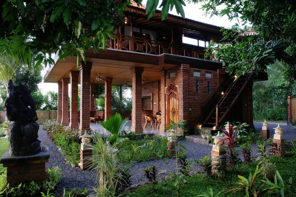 Villa Bantes Mps Kubutambahan  Buitenkant foto